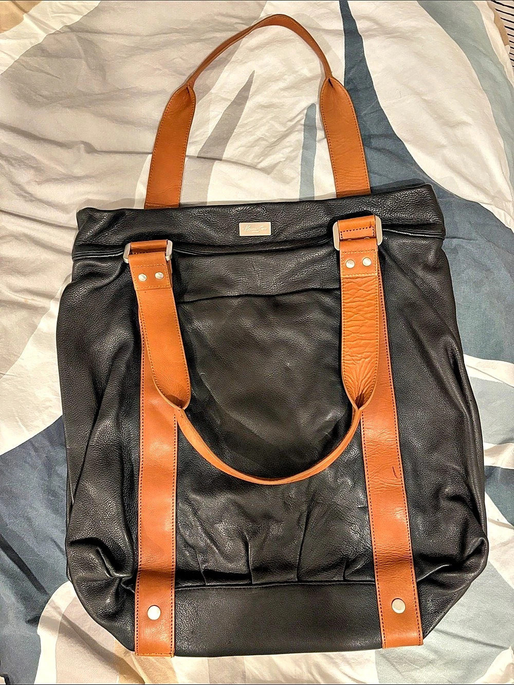 Kenneth Cole Tote Bag Black & tan